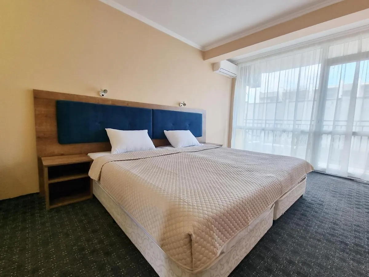 Hotel Azurro Słoneczny Brzeg